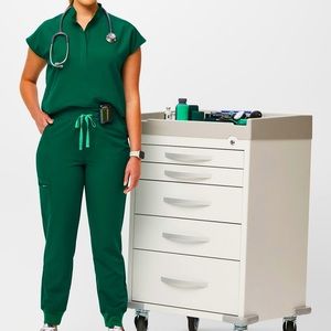 FIGS Limited Edition Hunter Green Zamora Joggers